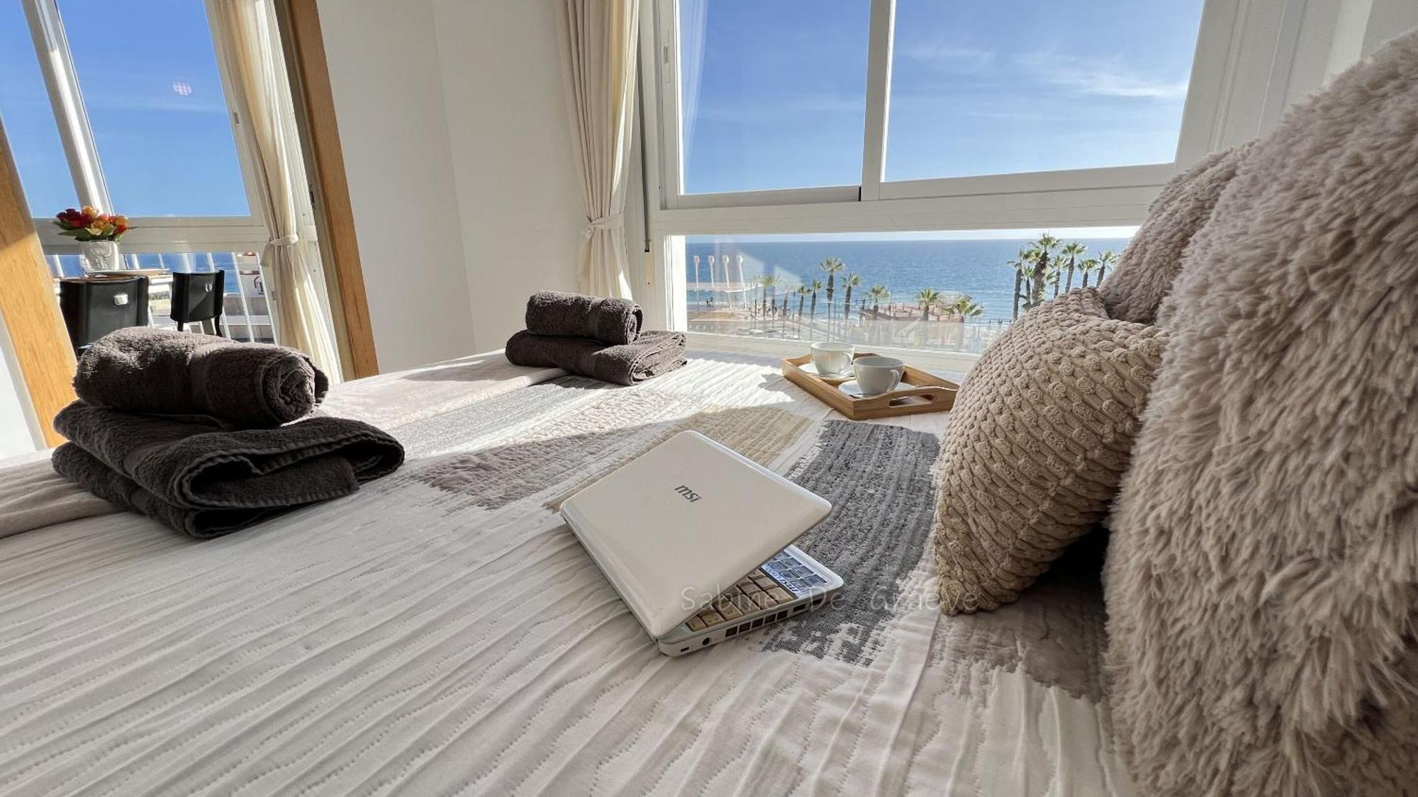 Love Nest By The Sea Wake Up With Ocean Views In Every Room Ruselo R408 托罗克斯科斯塔 外观 照片