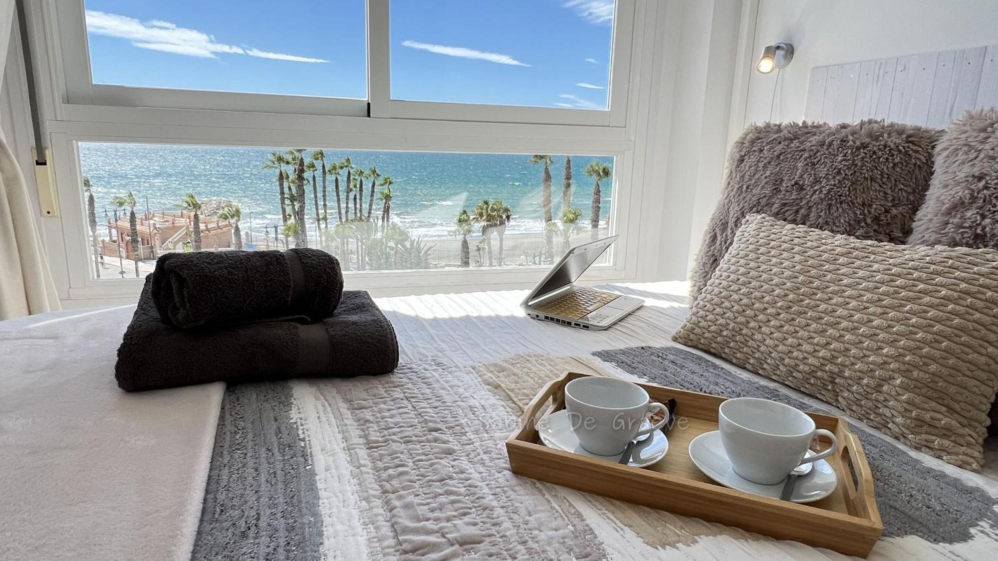 Love Nest By The Sea Wake Up With Ocean Views In Every Room Ruselo R408 托罗克斯科斯塔 外观 照片